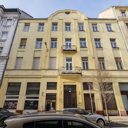 Bpr Simply Azure Apartment Будапеща Екстериор снимка