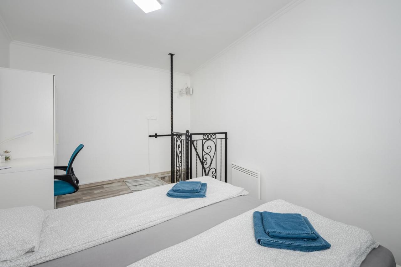 Bpr Simply Azure Apartment Будапеща Екстериор снимка