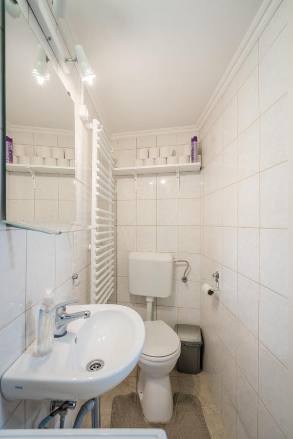 Bpr Simply Azure Apartment Будапеща Екстериор снимка