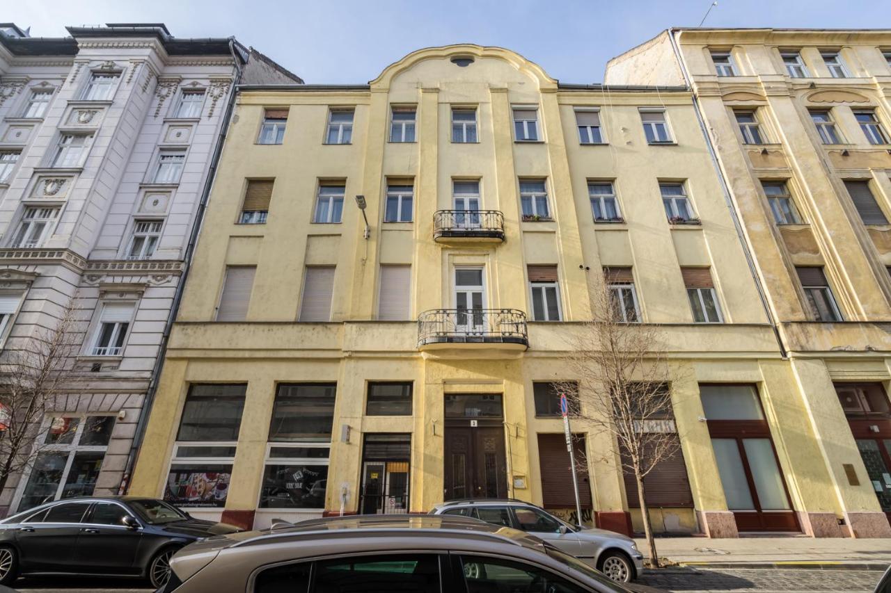 Bpr Simply Azure Apartment Будапеща Екстериор снимка